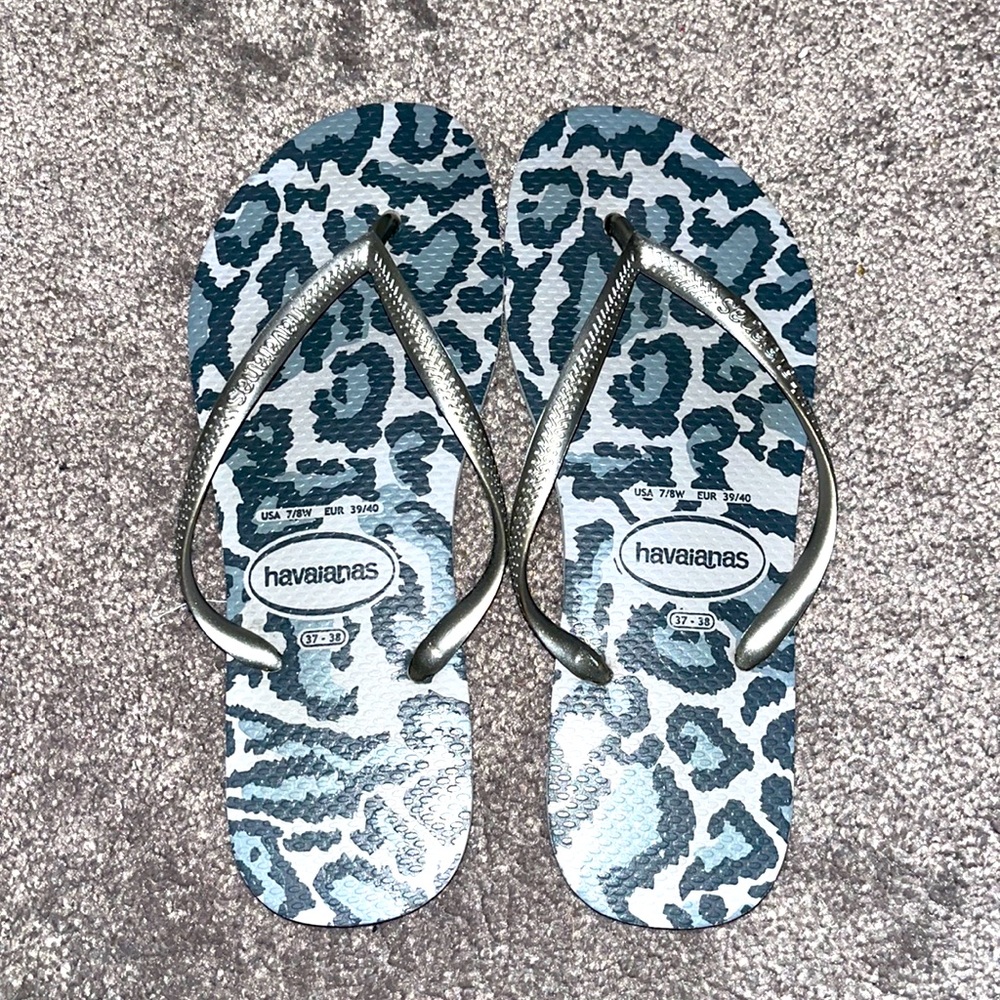 Women’s flip flops